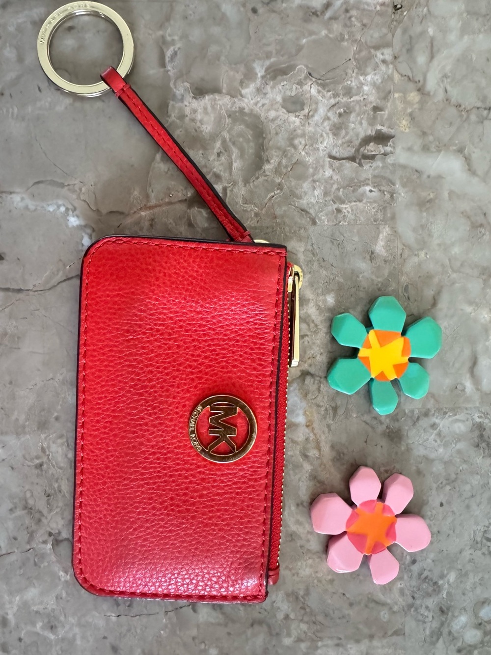 Michael Kors Red Pebbled Leather Key Card Holder with Gold MK Emblem - Picture 3 of 7
